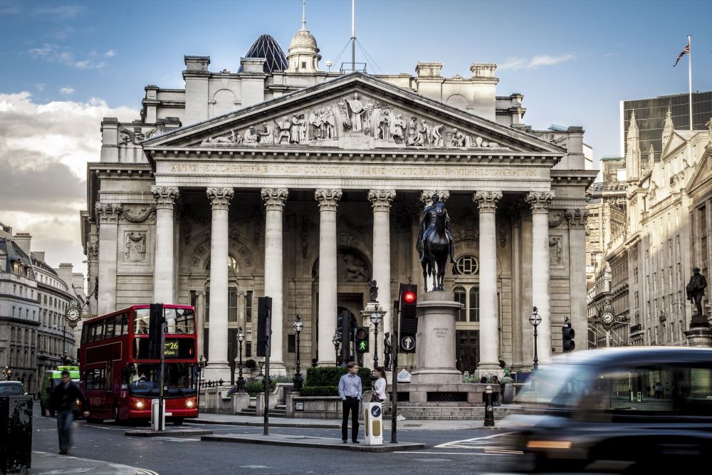 Bank of England Financial Stability Report Urges for Crypto Regulation